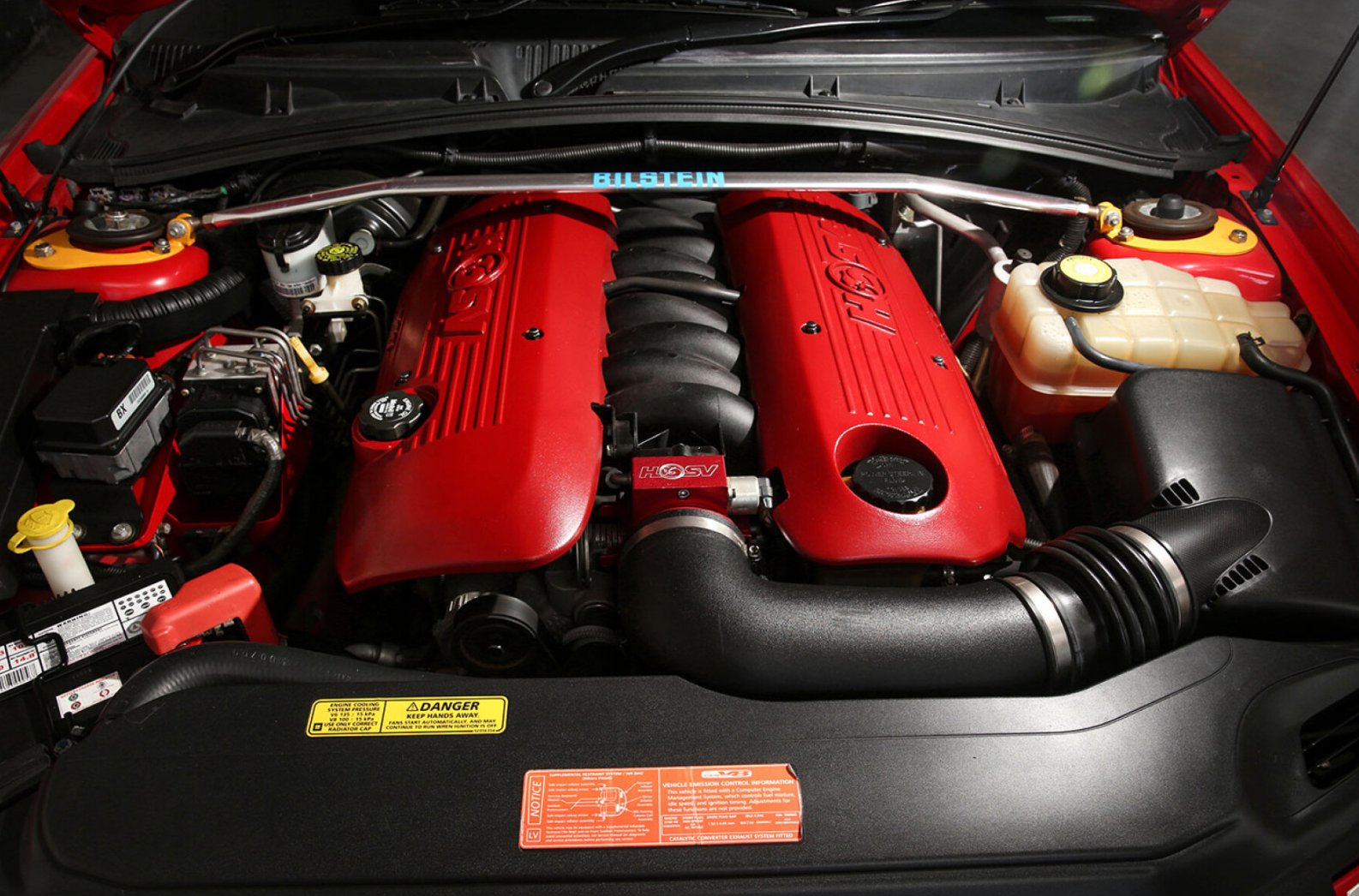 V8 holden engine